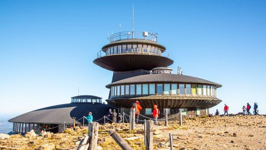 Już oceniają sezon nad morzem i w górach jako zły. Przyczyn wiele