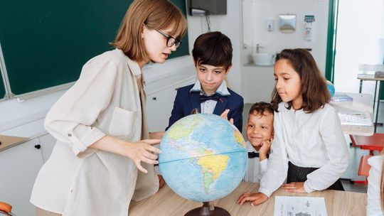 Takie podwyżki dla nauczycieli nie zadowalają pedagogów. Kiedy i ile?