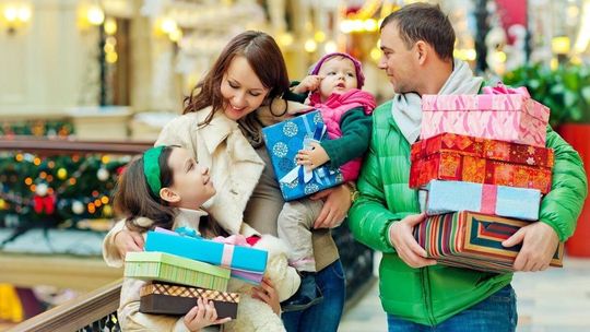 Co najchętniej kupujemy w świątecznym miesiącu? Co najchętniej kupujemy w świątecznym miesiącu?