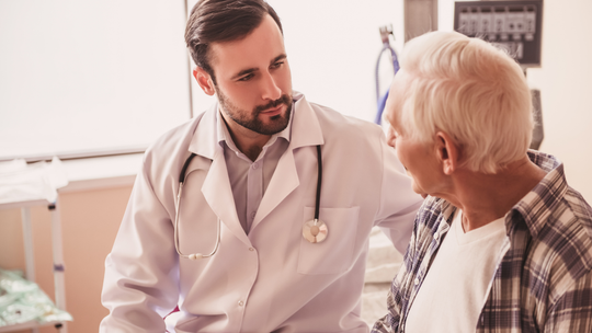 Co sądzimy o płaceniu z prywatnej kieszeni na służbę zdrowia?