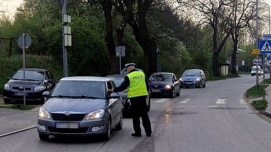 Dwie godziny "dmuchania", kilkaset osób skontrolowanych