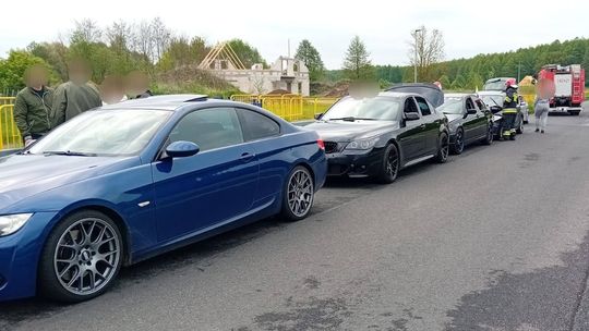 Karambol czterech BMW pod Toruniem. Winy i mandaty kierowców