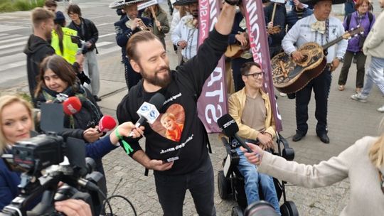 Kto to jest Ignacy z bluzy Stanowskiego? Zebrali dużą kwotę