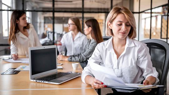 Lista beneficjentów zbulwersowała opinię publiczną. Błędy w selekcji