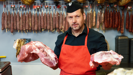Mięsożerni Polacy. Na mięso i wędliny wydajemy miliardy złotych