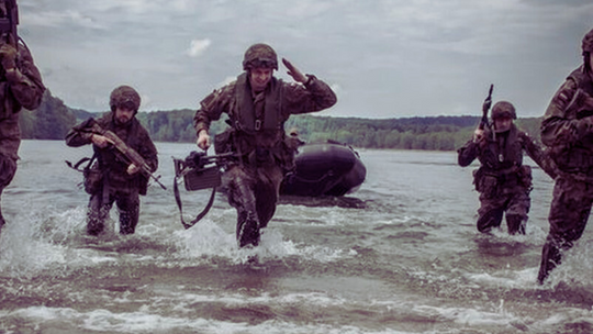 Większość nie chce powrotu obowiązkowej służby wojskowej. Drastyczna zmiana [SONDAŻ]