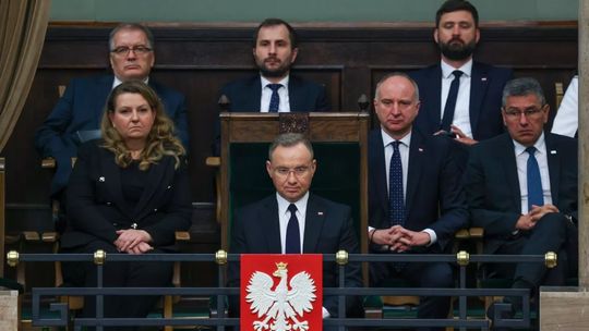 Duda nie podpisał obniżenia składki zdrowotnej. Kandydaci na prezydenta podzieleni