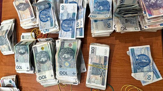 Płaca minimalna 2026: Podwyżka „na przetrwanie”. Czy realne dochody Polaków stanęły w miejscu?