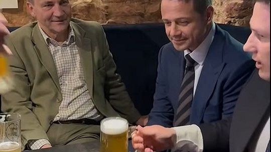 Podliczyli pieniądze Mentzena i Stanowskiego. Ile zarobili podczas kampanii wyborczej?