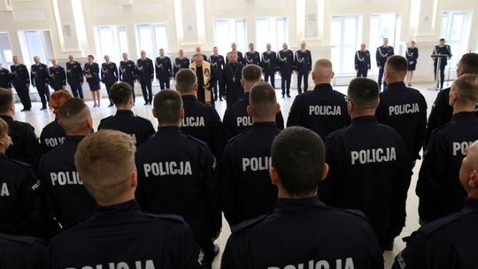 Policjanci bez testów fizycznych i wiedzy. Kadrowe braki w policji