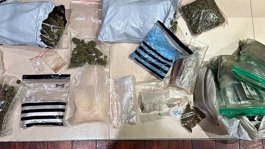 Ponad kilogram różnego rodzaju narkotyków nie trafi już do domów