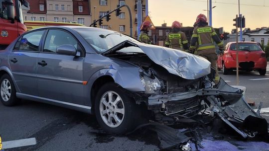 Pospiech i poranny nieszczęśliwy zbieg okoliczności. Cztery osoby w szpitalu