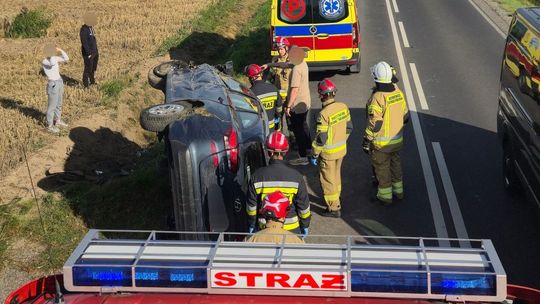 Przekroczył linię ciągłą i otarł się o inny pojazd