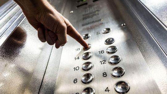 Wspólnoty i spółdzielnie mieszkaniowe mają duże obawy. Winda w każdym bloku nie taka straszna