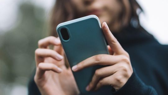 Tak właśnie przenosimy numery telefonów. Na topie są małe sieci