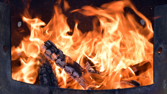 Węgiel wciąż powszechnie używany, ale prąd wskoczył już na podium