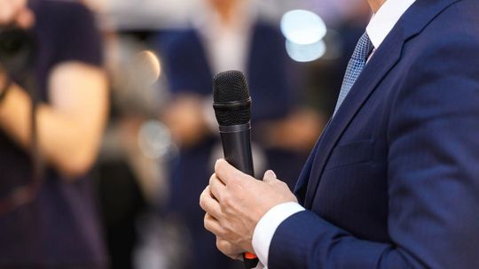 Prezydent na dłużej niż dwie kadencje? Możesz wyrazić swoją opinię Prezydent na dłużej niż dwie kadencje? Możesz wyrazić swoją opinię