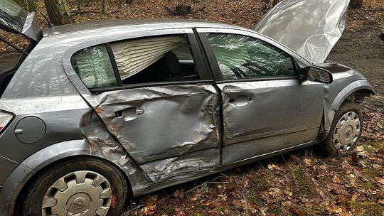Wpadł do rowu. Dostał kilkutysięczny mandat i punkty karne