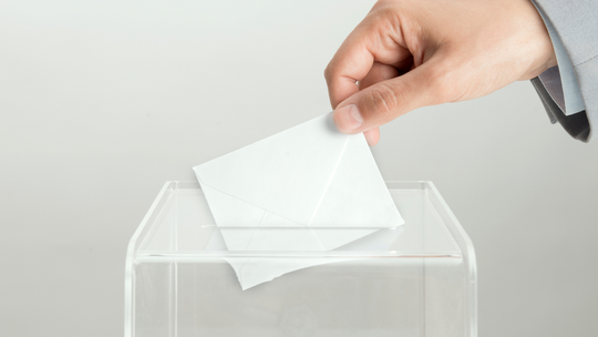 Wybory prezydenckie 2025. Spoty pojawiają w telewizji. Zaczęły biec ważne terminy. Jakie?