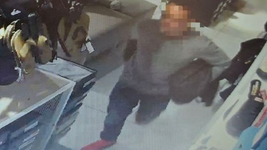 Taki trik zastosował kradnąc buty. Zgubiły go kłopoty z.... pamięcią