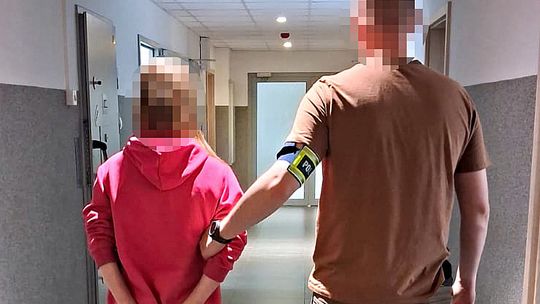 Zamieniła się z pijanym kolegą podczas jazdy. Też była pod wpływem