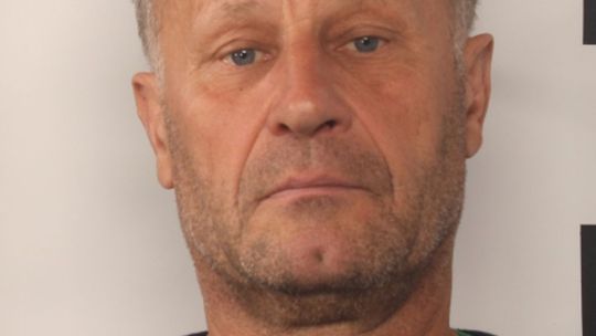 Zastrzelił członków swojej rodziny. Policja poszukuje domniemanego sprawcy