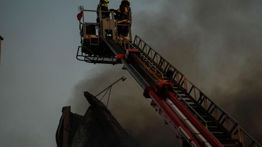 Znaleźli strażaka po tygodniu. Strażacy oddają mu cześć