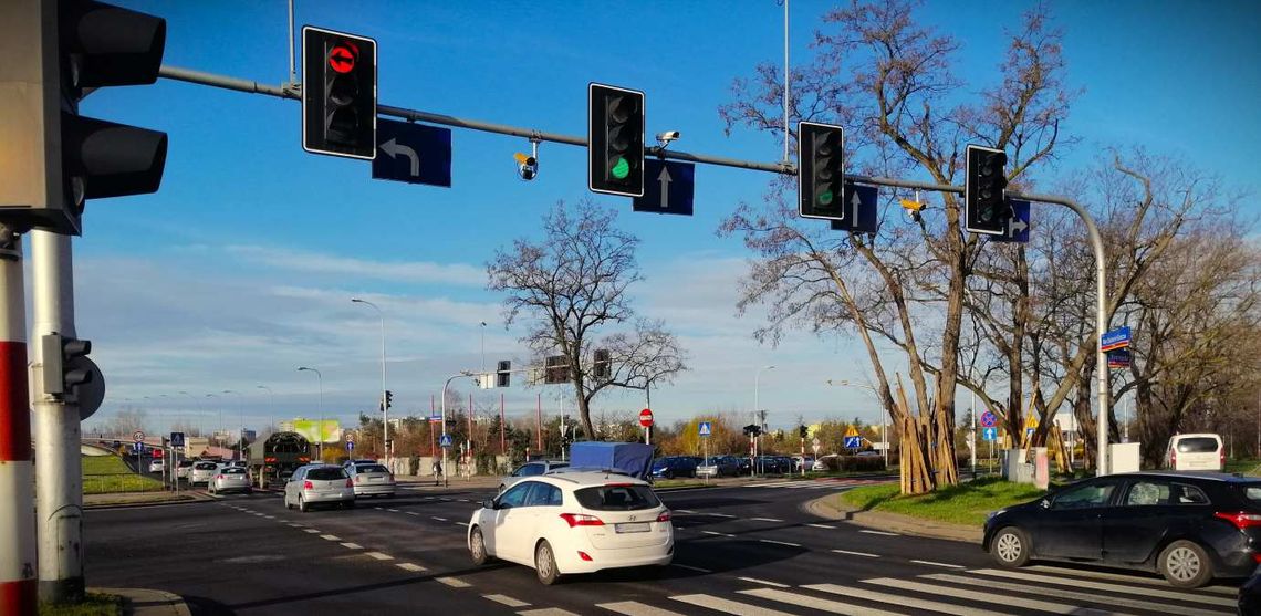 O ile można przekroczyć prędkość bez konsekwencji? Tolerancja radarów drogowych O ile można przekroczyć prędkość bez konsekwencji? Tolerancja radarów drogowych