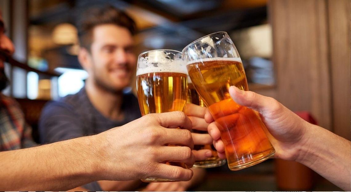 Alkohol, politycy i 3 pomysły. Ostatni nieco szokuje Alkohol, politycy i 3 pomysły. Ostatni nieco szokuje