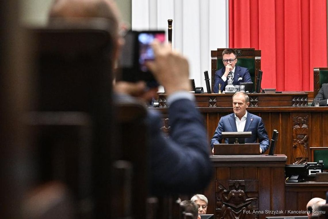 Posłowie dostają pieniądze na mieszkania. Polacy mówią NIE