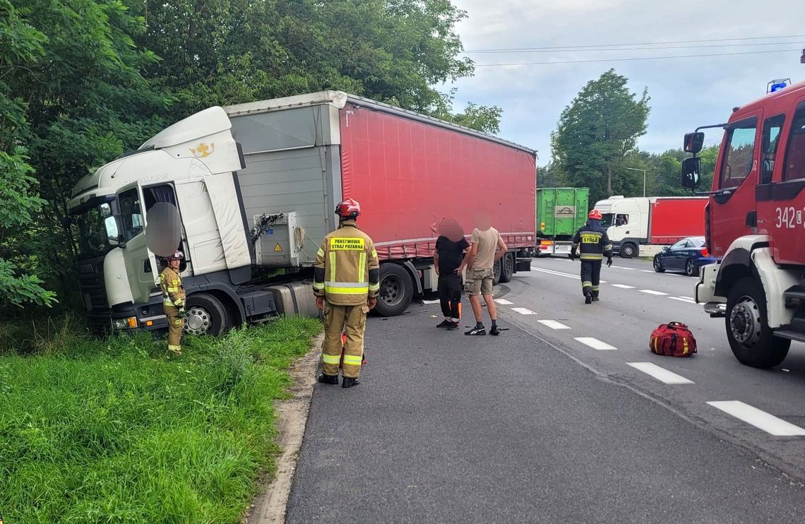 Jak doszło do zderzenia się dwóch ciężarówek