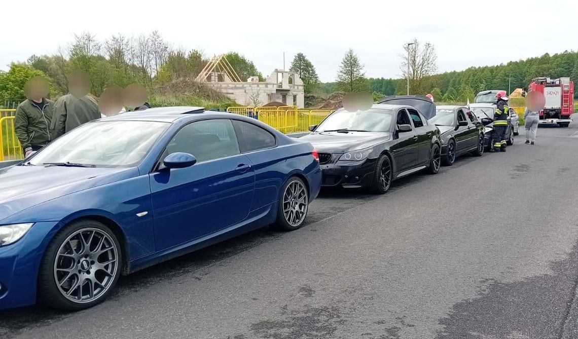 Karambol czterech BMW pod Toruniem. Winy i mandaty kierowców