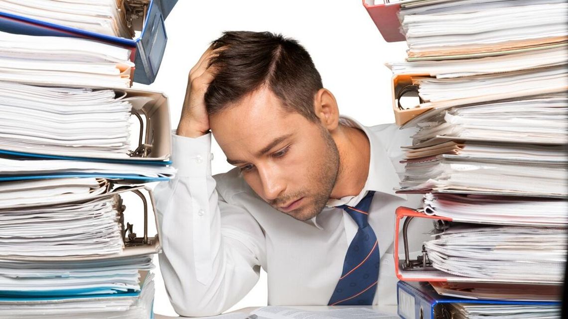 Koniec z urzędniczym lenistwem. Polacy wkrótce odetchną Koniec z urzędniczym lenistwem. Polacy wkrótce odetchną