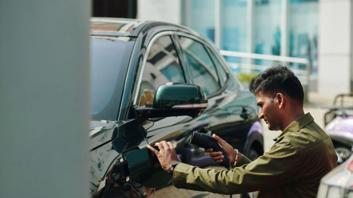 Kupujemy coraz więcej aut elektrycznych. Jest jeden główny powód