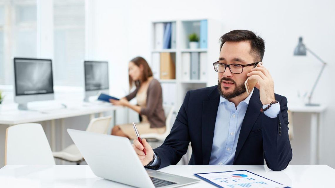 Pracownicy się buntują, bo firmy wzywają ich do biur. Wolą pracować zdalnie Pracownicy się buntują, bo firmy wzywają ich do biur. Wolą pracować zdalnie
