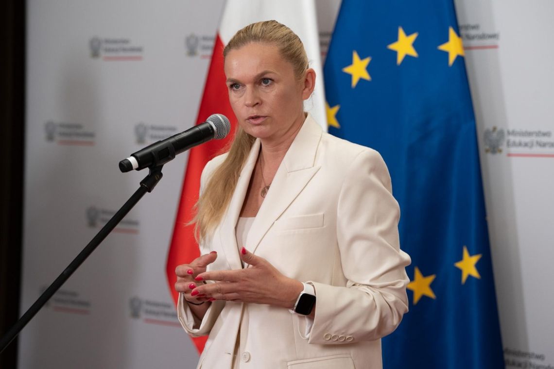 MEN podał, jak będzie. Rok szkolny z nowymi terminami