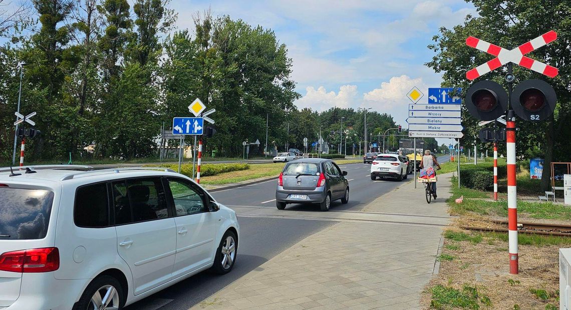 Można zlikwidować takie przejazdy kolejowe. Toruń czeka na rozwiązania