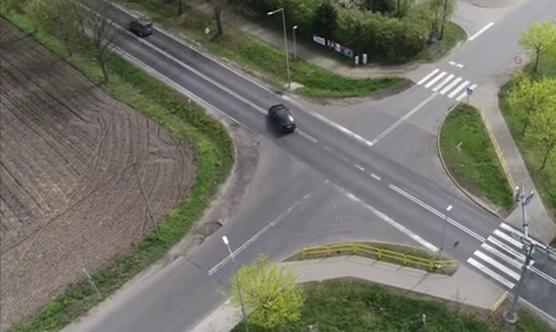 Myśleli, że nikt ich nie widzi. Tymczasem wytropił ich dron [WIDEO]