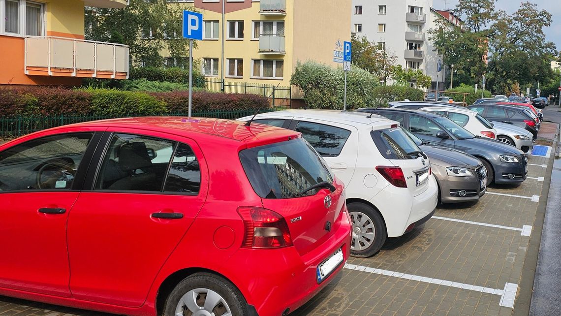 Nowy parking przy Słowackiego 106 już gotowy