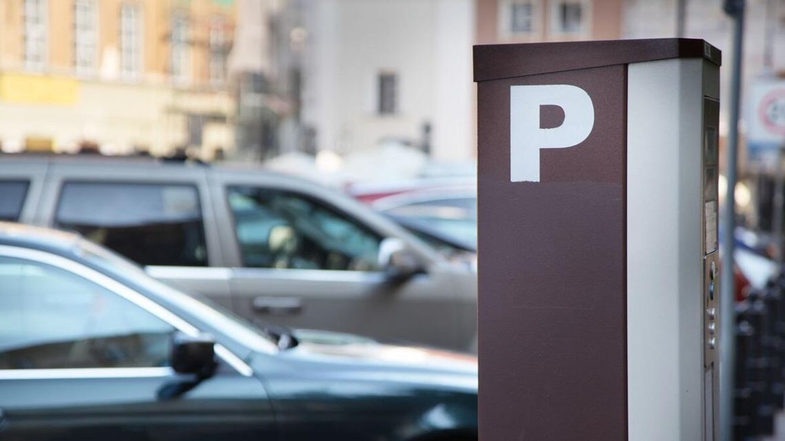 Opłatę uznała za ukrytą karę i zarzuciła miastu nieuczciwość. Miasto nie wniosło apelacji w terminie.