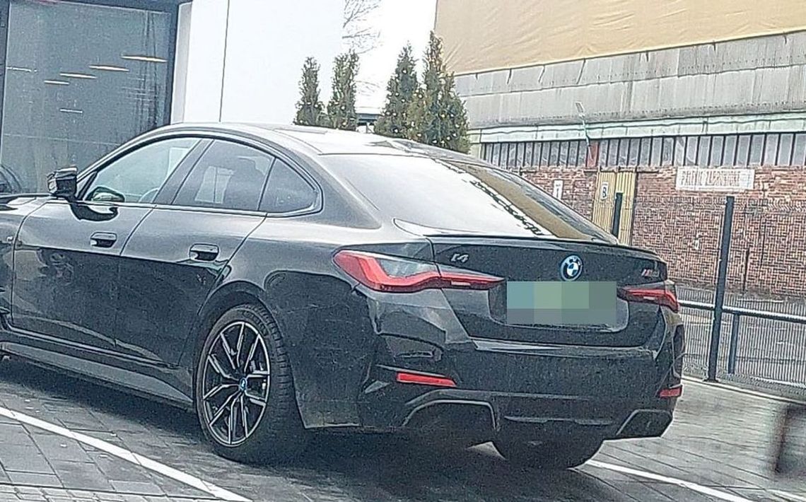 Tak się skończyła zbyt szybka jazda pirata z BMW. Jechał 210 km/h!