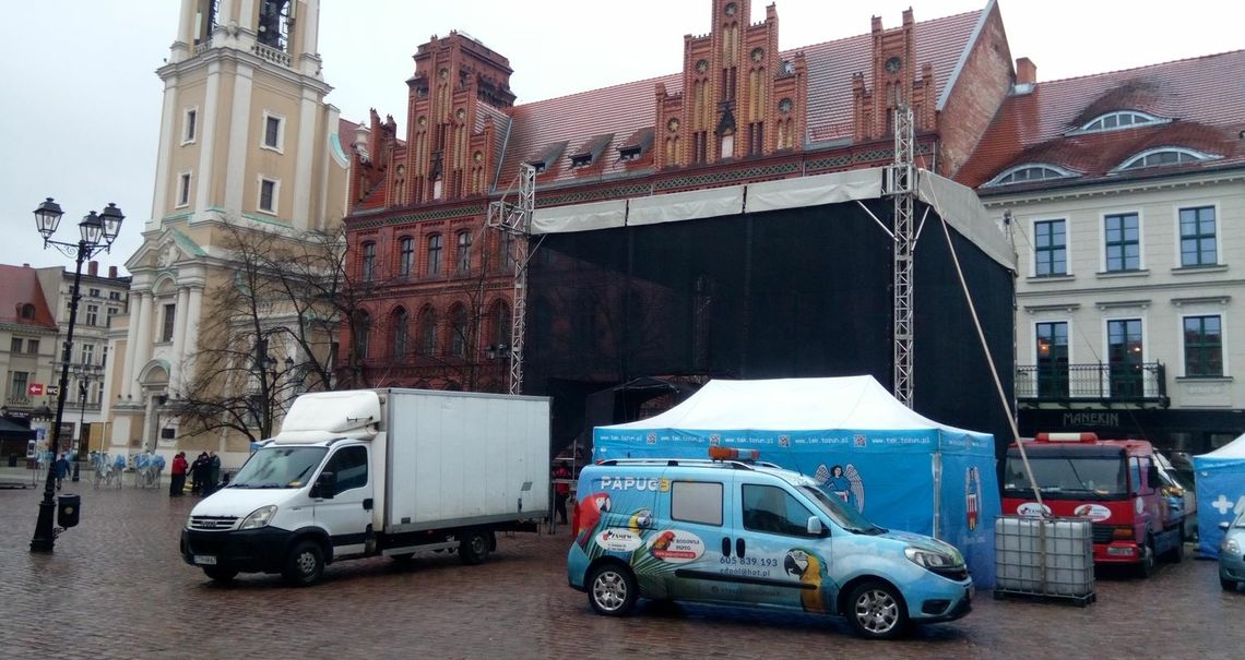 Pogoda nie rozpieszcza. Trwają przygotowania do jutrzejszego finału