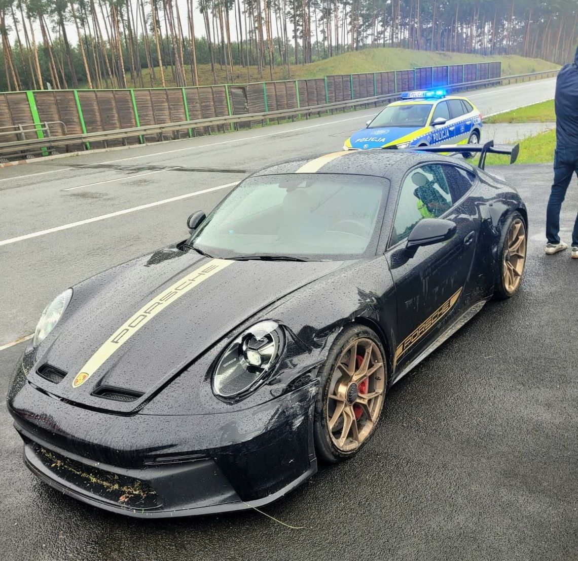 Porsche nie wyrobiło na tej drodze