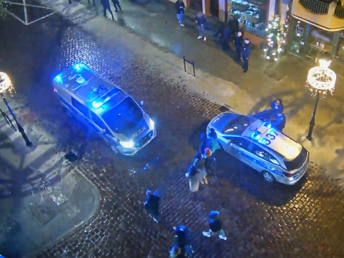 Przed świętami wzmacniają patrole i czuwają nad porządkiem Przed świętami wzmacniają patrole i czuwają nad porządkiem