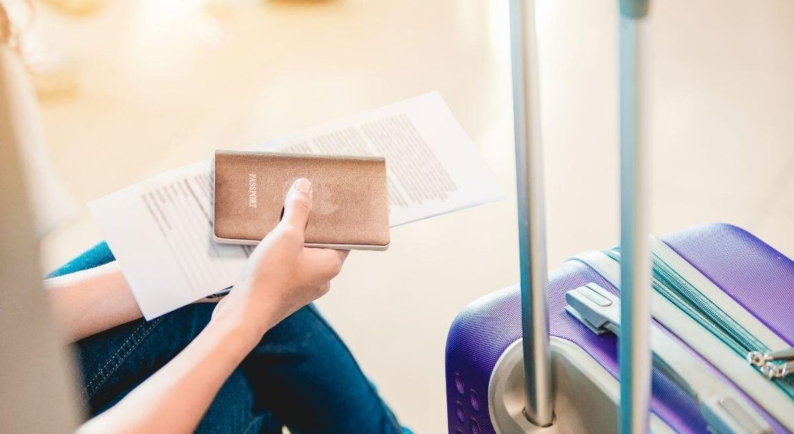 Ryanair i nowe zasady dla pasażerów. Karta tylko cyfrowa i sprawa bagażu podręcznego Ryanair i nowe zasady dla pasażerów. Karta tylko cyfrowa i sprawa bagażu podręcznego