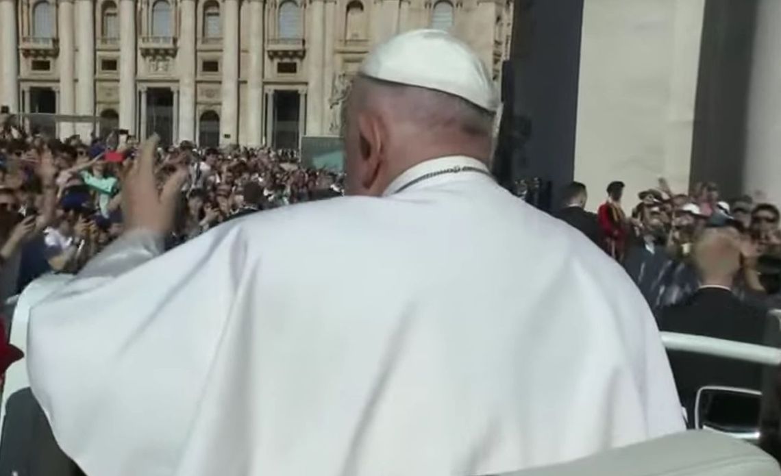 Są plagą, która rodzi przemoc, cierpienie i śmierć. Papież o narkotykach