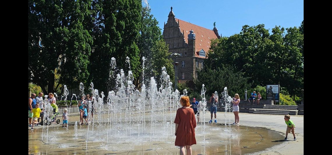 W Toruniu trwają upały. Dlaczego mogą być niebezpieczne?