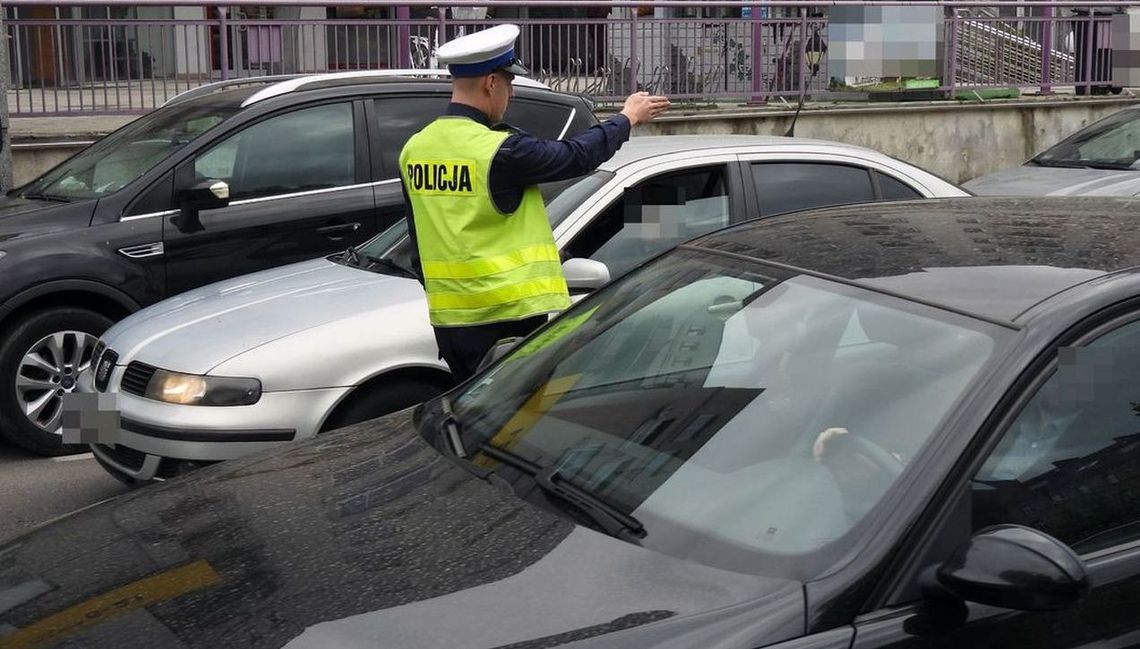 Zaczął zawracać widząc policję. Tak się zaczęło...